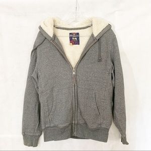 Lionbrand Original UK clothing